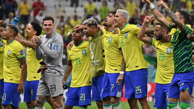 Con doblete de Richarlison: Brasil consigue sus primeros 3 puntos ante Serbia