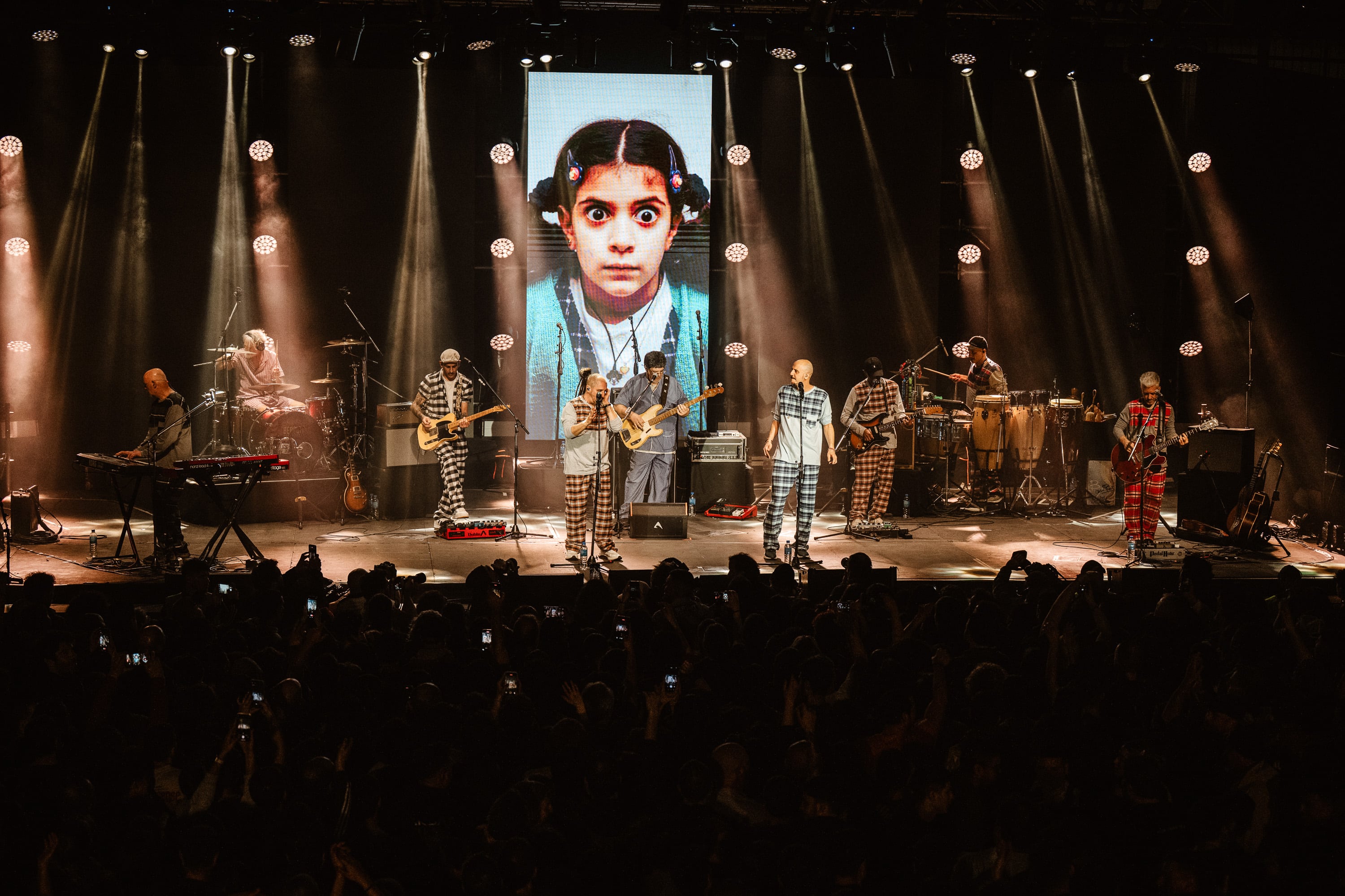 La banda argentina convirtió “Toco y me voy” en una de las canciones de su repertorio más vinculadas a la cultura futbolera.