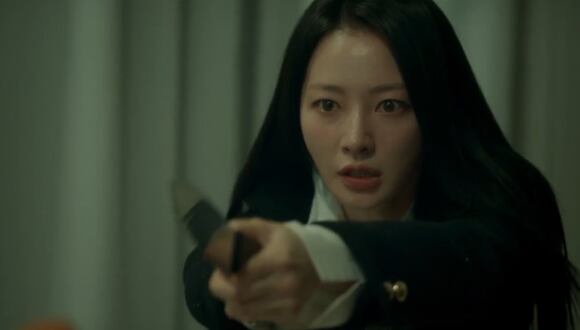 Su Min pierde la cabeza y se convierte en prófuga de la justicia en el capítulo 15 de Marry my husband | Foto: tvN