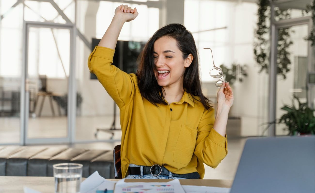 Establecer metas claras y alcanzables es fundamental para mantener la motivación y el bienestar emocional, especialmente en momentos de desafío. Comprender cómo estructurar objetivos de manera efectiva y desarrollar hábitos que impulsen la autodisciplina puede marcar la diferencia entre avanzar con confianza o quedar atrapado en la procrastinación y la ansiedad.