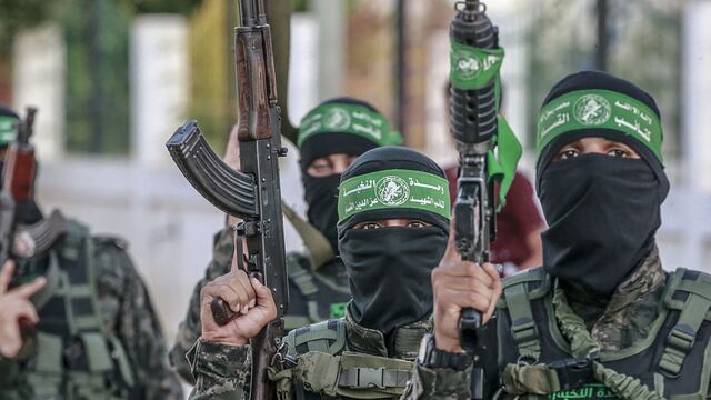Combatientes del ala militar de Hamás en la Franja de Gaza. (MOHAMMED SABRE/EPA/SHUTTERSTOCK).