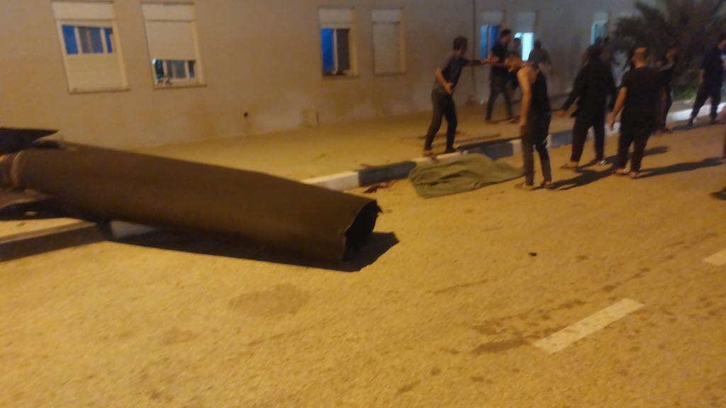 Los restos del misil disparado por Irán que mató al trabajador palestino en Jericó, Cisjordania.