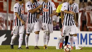 Libertad ganó 2-0 a Huracán y avanzó a octavos de final de la Copa Sudamericana