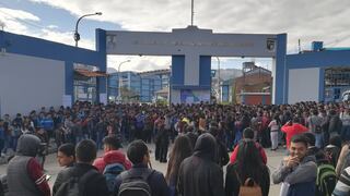 Áncash: estudiantes protestaron en puerta principal de ingreso a la Unasam