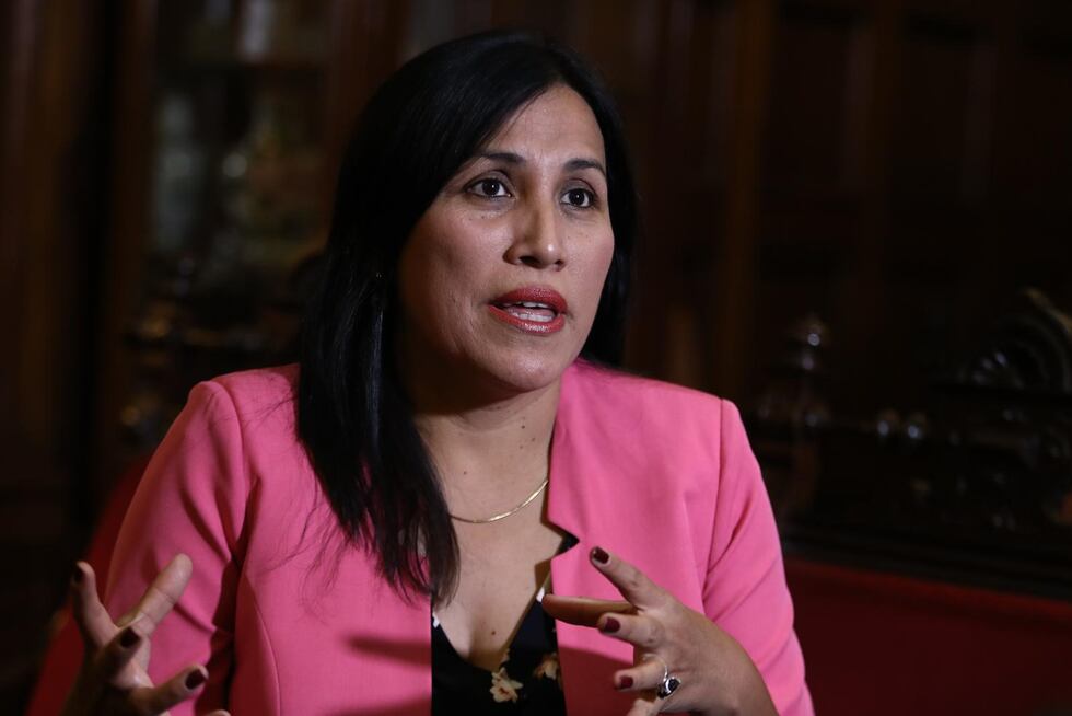 Flor Pablo, congresista no agrupada, se suma a los pedidos de vacancia de Gino Ríos de la JNJ. (Foto: Alessandro Currarino | El Comercio)