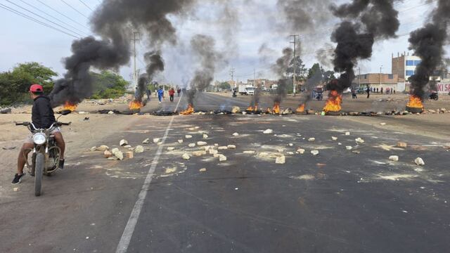 Gran Paro Nacional, bloqueo de carreteras y reporte de fallecido en Apurímac