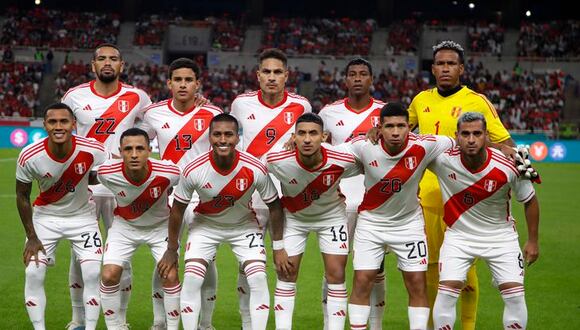 La selección peruana emprenderá la lucha por un cupo al Mundial 2026, que se desarrollará en México, Estados Unidos y Canadá. (Foto: EFE).