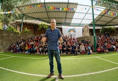 José Luis Madueño visitó en Urubamba a Niños del Arco Iris antes del show benéfico “Piano Sin Fronteras”