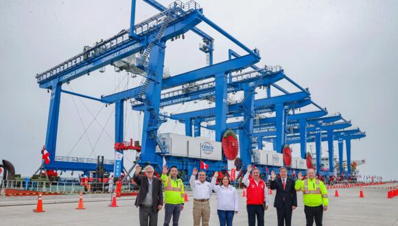 El puerto de Chancay se inaugurará el mes de noviembre, en el marco del Foro APEC. FOTO: Presidencia.