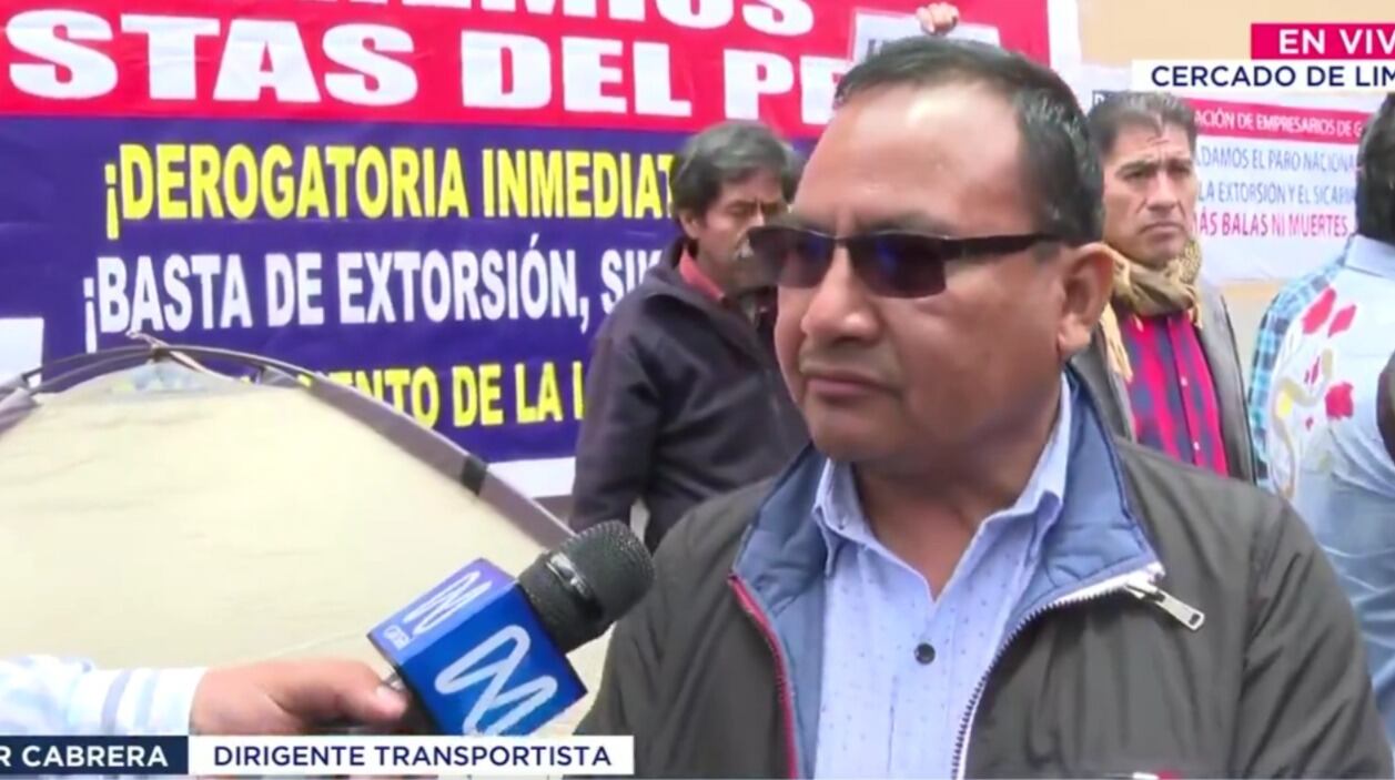 Segundo día de paro: dirigentes de transportistas inician huelga de hambre frente al Congreso. (Foto: Captura de pantalla / Canal N)