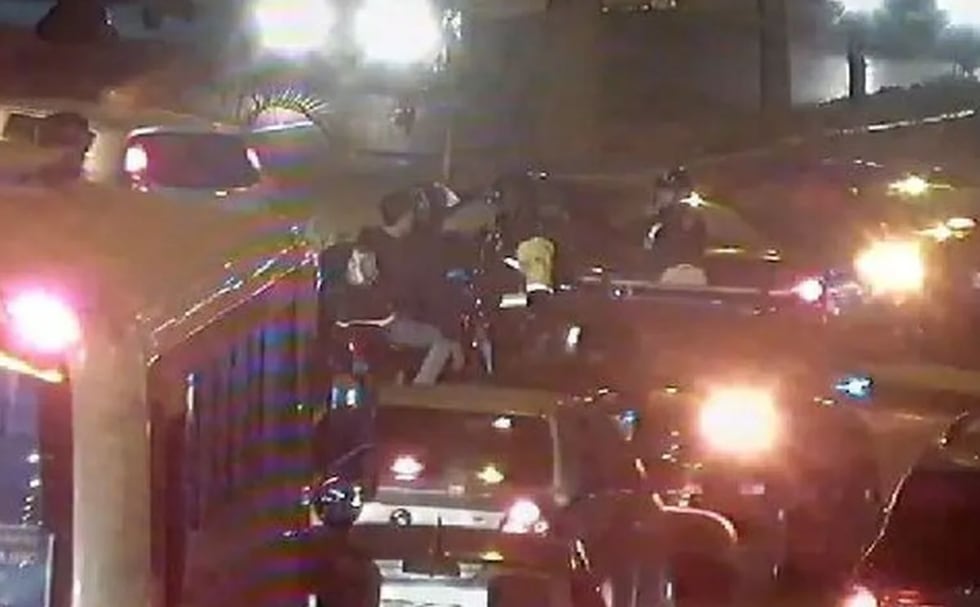 La detención de los presuntos 'raqueteros' se produjo en la cuadra 11 de la avenida Bolívar, en Pueblo Libre | Foto: RPP Noticias / Difusión