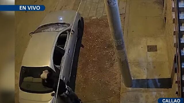 Callao: captan a sujeto destrozando las lunas de un vehículo estacionado en la calle | VIDEO