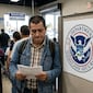 Atención si estás tramitando una licencia de conducir en Texas: ¿qué verifica el DHS para que te entreguen este documento?