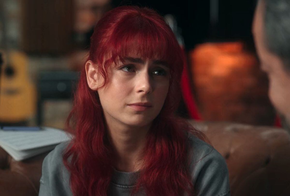 En "Cartas desde el pasado", Elif emprende una búsqueda para saber quiénes son sus verdaderos padres y por qué su mamá no la crio (Foto: O3 Turkey Medya)