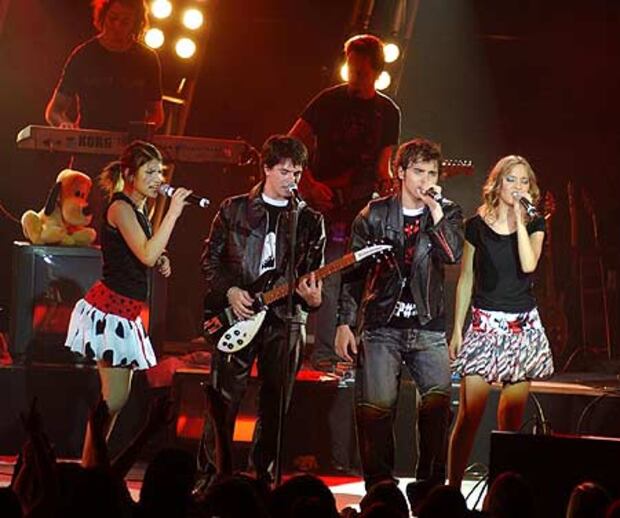 En 2024, a través de las redes sociales, se anunció el esperado regreso de la banda a los escenarios tras 18 años de separación. Benjamín Rojas, Felipe Colombo y Camila Bordonaba se reunirán en 2025 para una gira mundial bajo el nombre Juntos Otra Vez Tour. Luisana Lopilato no formará parte del reencuentro debido a compromisos profesionales. (Foto: Difusión)