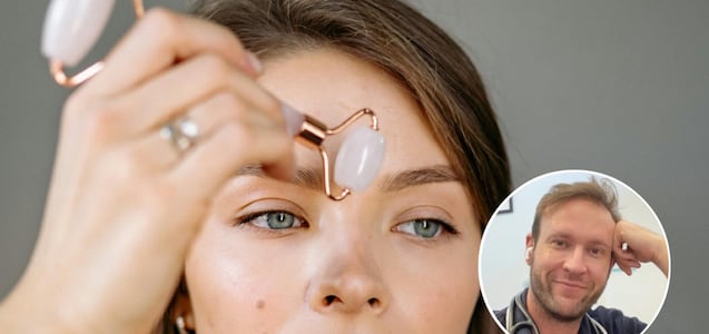 Soy médico y esta es la dura verdad detrás de las tendencias de belleza virales del rodillo facial