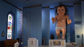 Niño Jesús de seis metros y medio causa furor en iglesia de México
