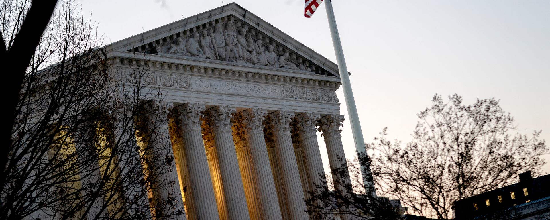 La ciudadanía por nacimiento en EE.UU. a puertas de una decisión histórica: ¿qué está en juego?