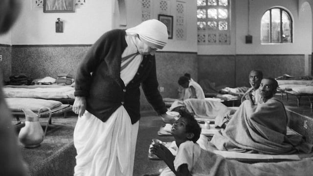 Madre Teresa de Calcuta: las luces y sombras de una vida dedicada a los más pobres