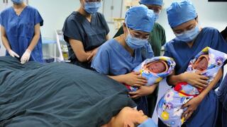 China aprueba reformas para permitir que familias tengan más de un hijo