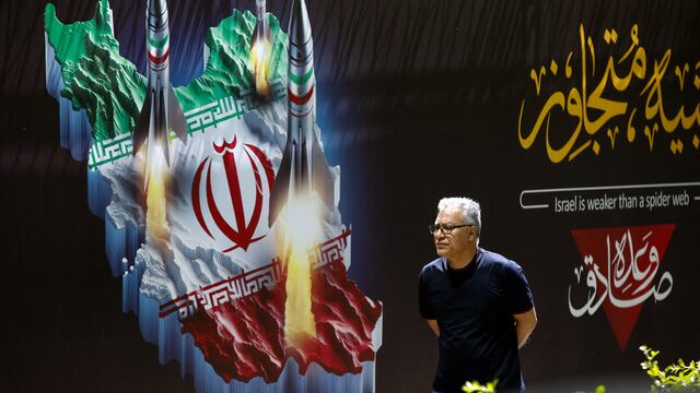 Radares de Irak “detectaron el cruce de objetos” hacia Irán, dice un oficial de seguridad