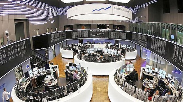 Bolsas europeas abren con caídas luego de que DAX se aleja de máximos, IBEX rebota