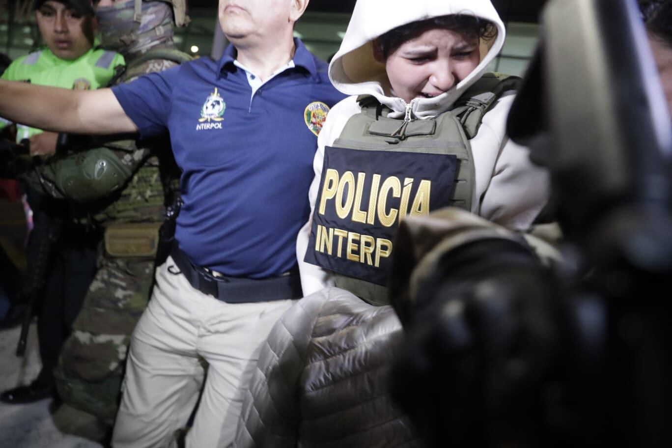 La joven de 19 años huyó del país el pasado 1 de marzo de 2023 y fue capturada en Madrid. Sobre ella pesa una orden de 18 meses de prisión preventiva. (Foto: El Comercio)
