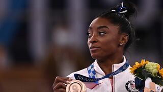 Simone Biles a sus críticos: “No puedo oírlos por mis 7 medallas olímpicas”