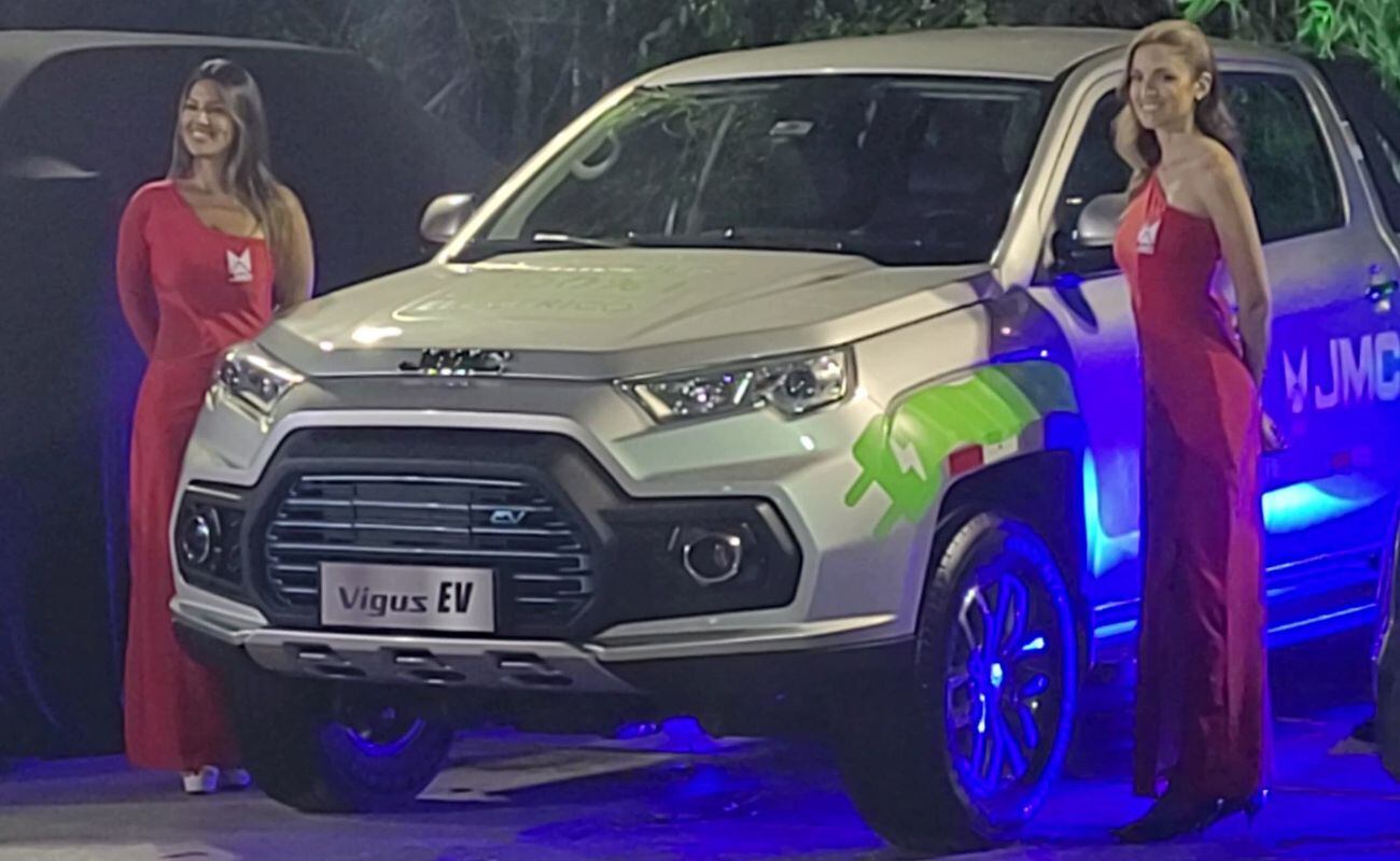 El Vigus EV tiene una batería de 60 kWh de capacidad y llega al mercado con un cargador IEC tipo europeo. (Foto: Fernando Roca Canales)