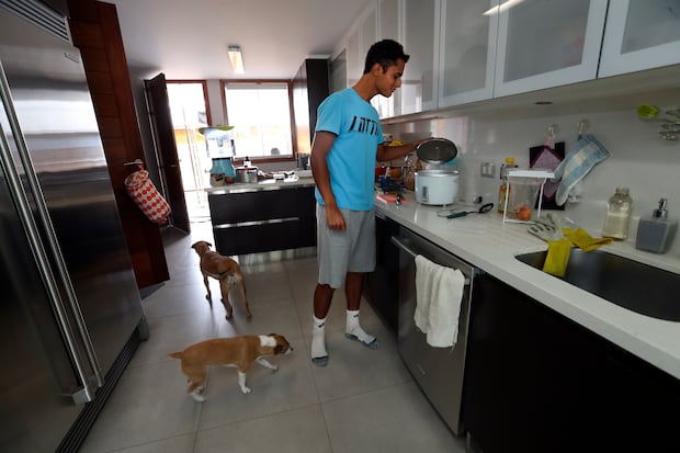 Después de un entrenamiento duro, el estómago pide alimento. (Foto: Rolly Reyna / El Comercio)