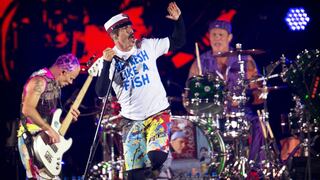 Red Hot Chili Peppers anuncian gira mundial con arranque en Sevilla en junio