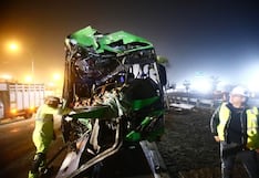 Panamericana Sur: tráiler invade carriles y embiste a bus turístico en Villa El Salvador