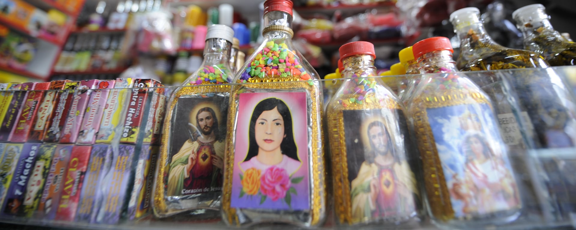 “Hay curanderos que cobran igual que la consulta con un doctor”