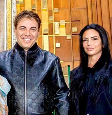 El intérprete azteca junto a su ahora exnovia, Mariela Sánchez (Foto: Cristian Castro / Instagram)