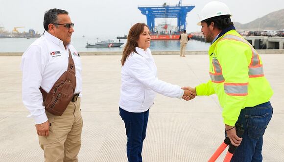 Dina Boluarte supervisó avances en el Puerto de Chancay. (foto: Presidencia)
