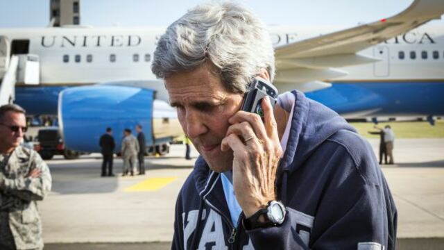 Israel espió a Kerry durante conversaciones con palestinos