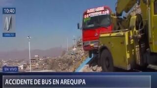 Arequipa: ómnibus de transporte público estuvo a punto de caer sobre viviendas en distrito de Mariano Melgar | VIDEO 