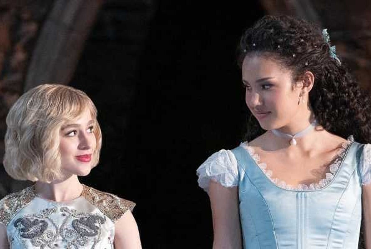 ¿Qué pasará con Sophie y Agatha en la secuela "La escuela del bien y del mal"? (Foto: Netflix)