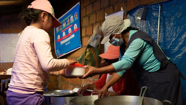 COVID-19: Aldeas Infantiles busca beneficiar a más de 3.700 familias a través de ollas comunes