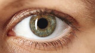 ¿Qué vitamina te ayuda a prevenir la visión borrosa?