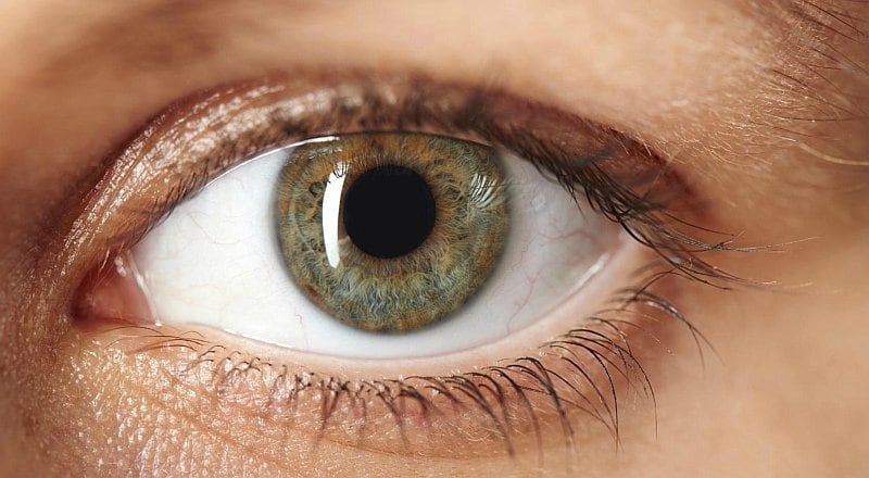 La vitamina poderosa que ayuda a prevenir la visión borrosa