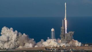 Cohete de SpaceX lanza al espacio satélite espía estadounidense