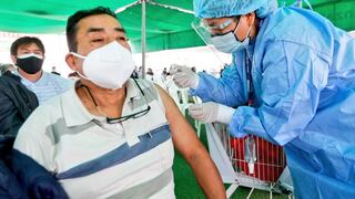 Vacunación a personas de 52 y 53 años inició en Lima y Callao