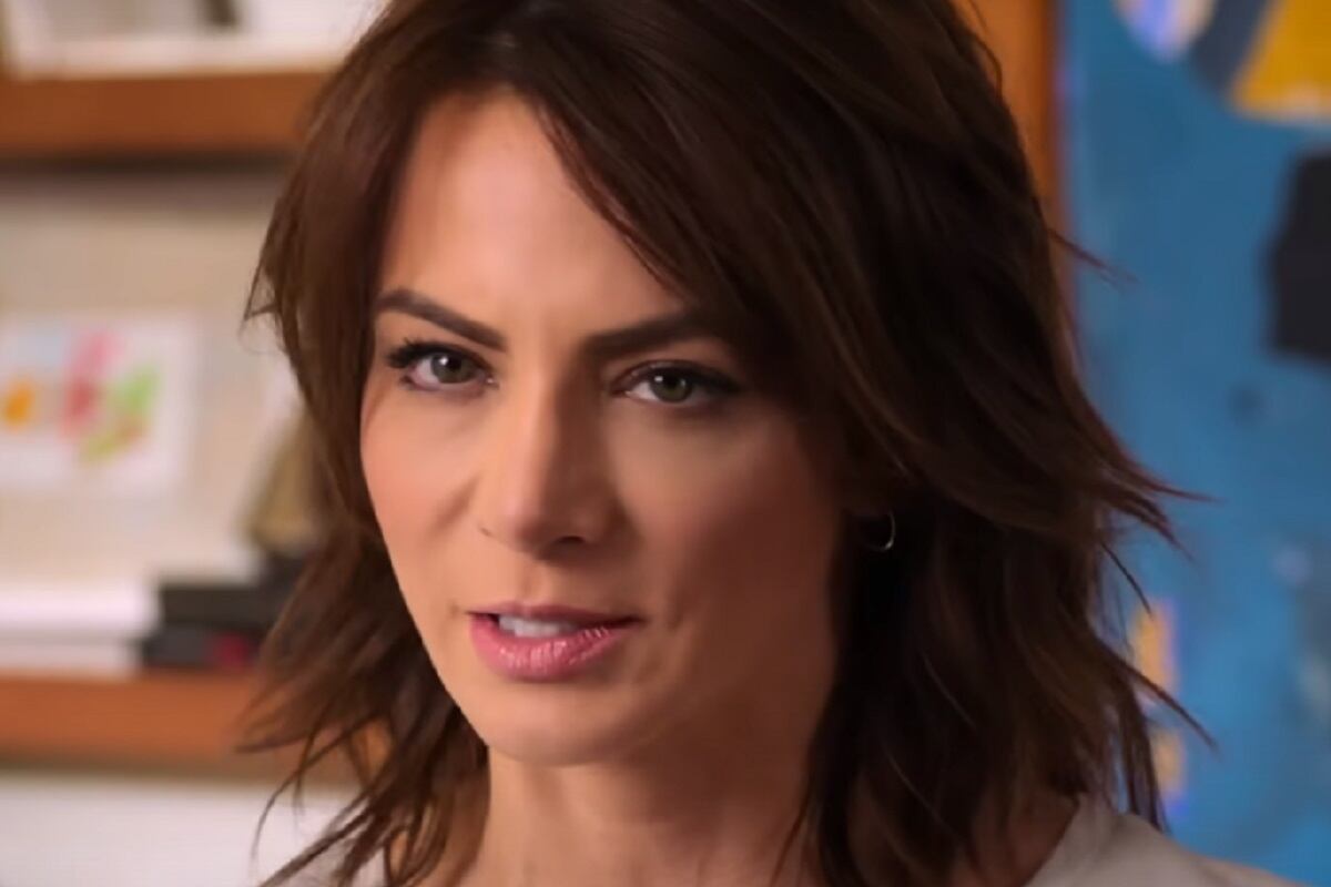 Silvia Navarro da vida a Florencia en "Papá o mamá", película mexicana dirigida por Ernesto Contreras (Foto: Globalgate Entertainment)