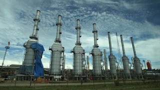 Hidrocarburos: Ejecutivo evaluaría plan de urgencia para aliviar la situación financiera de firmas del sector