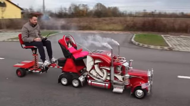 Un coche para bebé inspirado en un camión [VIDEO]