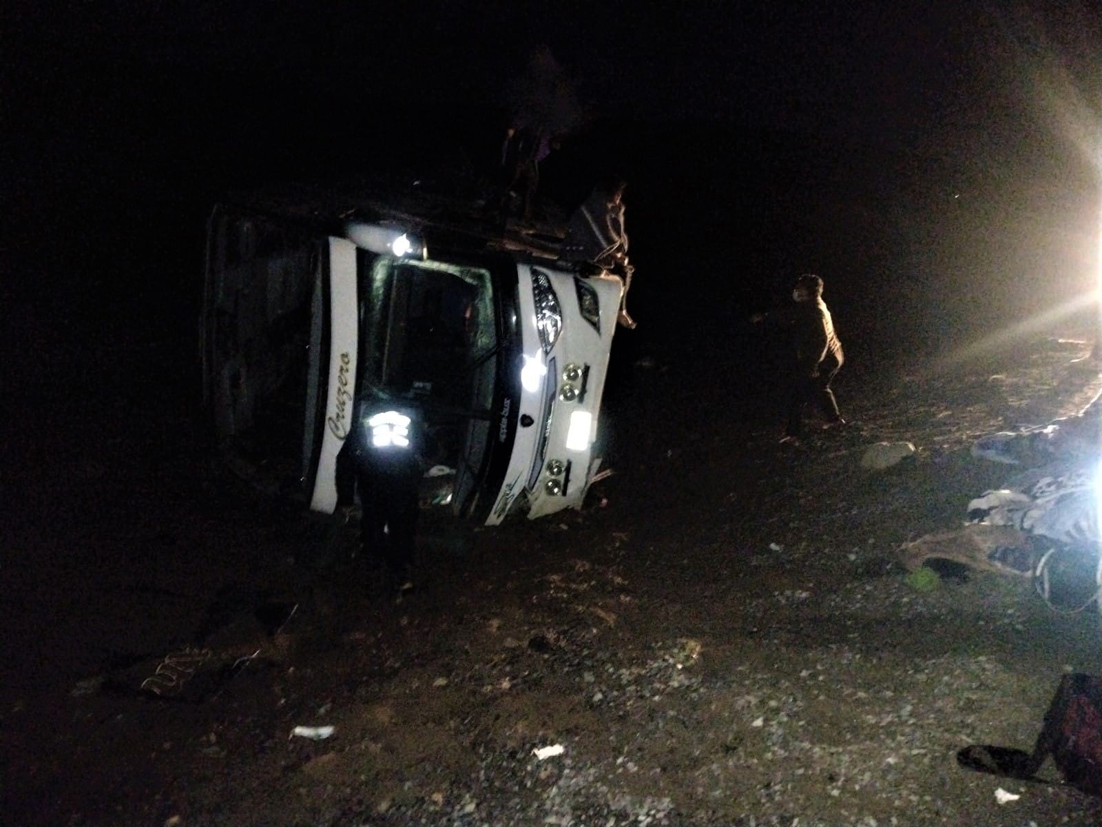 Fueron 14 heridos llevados a la clínica San Juan de Dios y siete al hospital Honorio Delgado Espinoza. Foto: archivo GEC / referencial