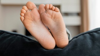 El método para acabar con el mal olor de los pies