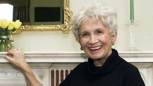 Alice Munro y otras mujeres que ganaron el premio Nobel de Literatura [FOTOS]