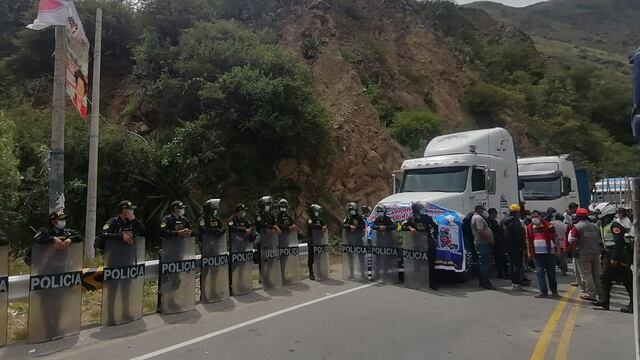 Paro de transportistas de carga: el panorama al interior de país por el bloqueo de vías